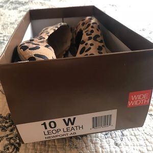 Audrey Brooke leopard leather flats